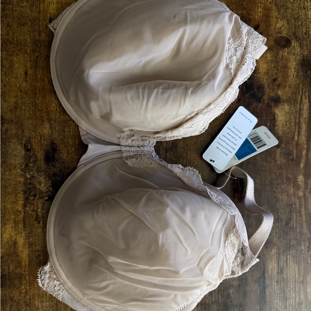 Natori Lace Trimmed Bra in Beige